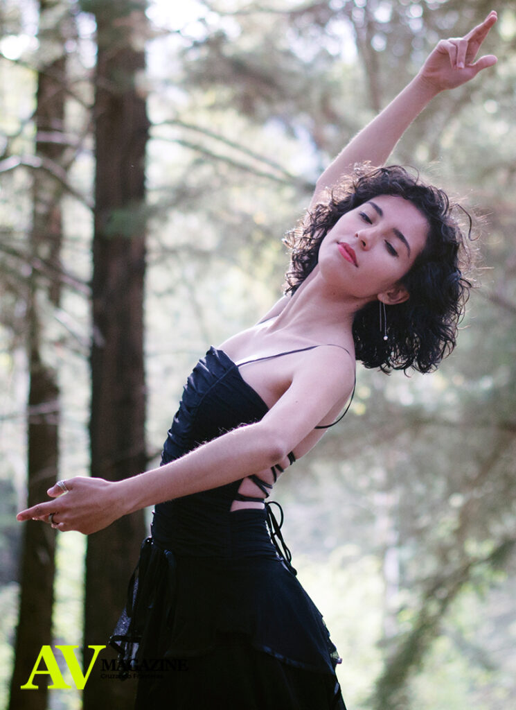 Lucy Luna portada en AV Magazine