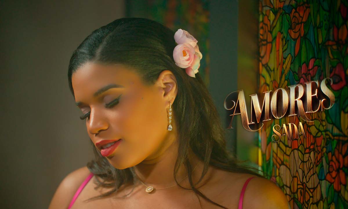 Sada, la estrella afrolatina que ha colaborado con Shakira, Jennifer López o Bjork, ahora estrena “Amores”