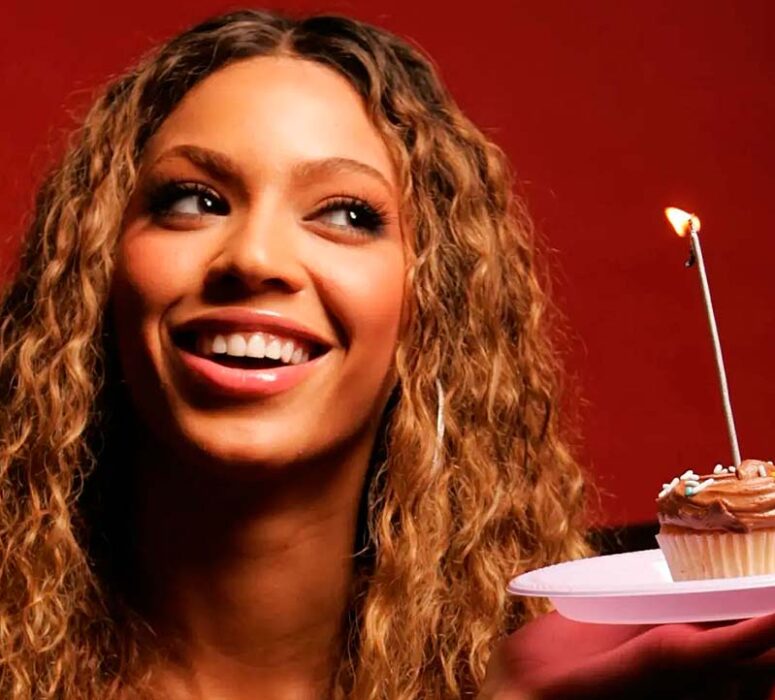 Beyoncé lanza edición aniversario de 'B'Day' con Maluma, Selena y Celia Cruz