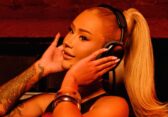 Iggy Azalea portada en AV Magazine
