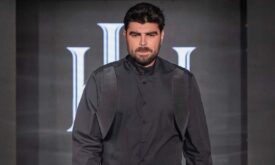 El cantante venezolano Jonathan Moly sorprende como modelo en New York Fashion Week